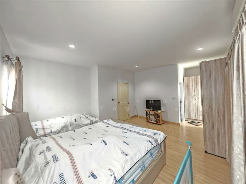 Sena Ville Borommaratchachonnani-Sai 5, Nakhon Pathom, Bang Toei, Sam Phran, Nakhon Pathom, 4 Bedrooms, 340 sqm, Single Detached House For Sale, by คุณ กันตภณ จักกาวิรักษ์ (บอย), 500189890 - DDproperty.com