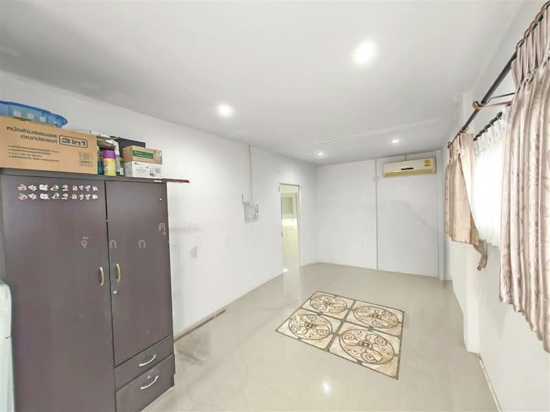 Sena Ville Borommaratchachonnani-Sai 5, Nakhon Pathom, Bang Toei, Sam Phran, Nakhon Pathom, 4 Bedrooms, 340 sqm, Single Detached House For Sale, by คุณ กันตภณ จักกาวิรักษ์ (บอย), 500189890 - DDproperty.com