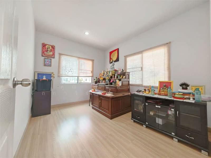 Sena Ville Borommaratchachonnani-Sai 5, Nakhon Pathom, Bang Toei, Sam Phran, Nakhon Pathom, 4 Bedrooms, 340 sqm, Single Detached House For Sale, by คุณ กันตภณ จักกาวิรักษ์ (บอย), 500189890 - DDproperty.com