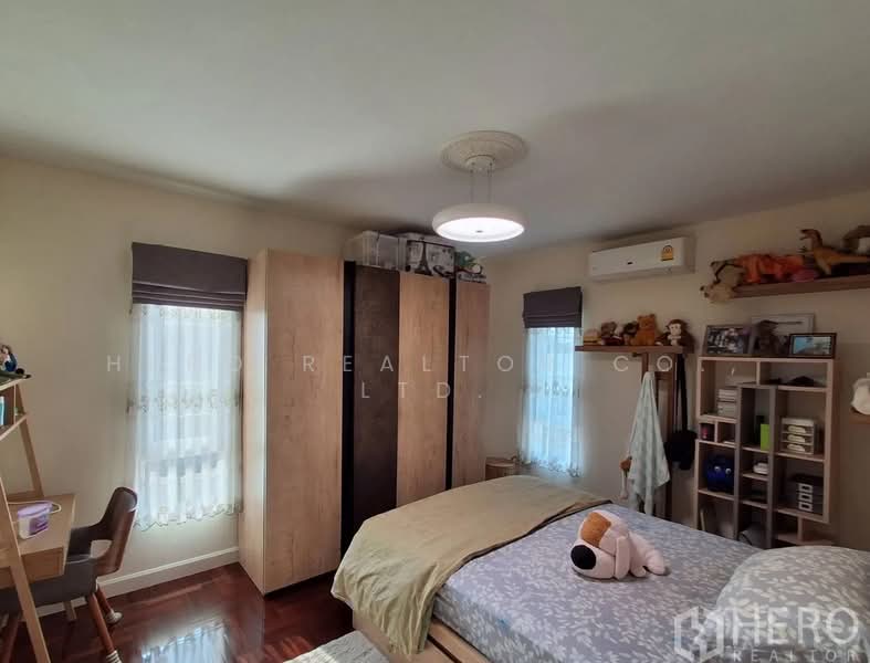 Fully Furnished 2-Storey House for Rent in Vintage Home Village 3 Ban Chang Rayonng HRE00399, Rayong, Phla, Ban Chang, Rayong, 3 Bedrooms, 220 sqm, Single Detached House For Rent, by Hero Realtor Co., Ltd., 500189897 - DDproperty.com