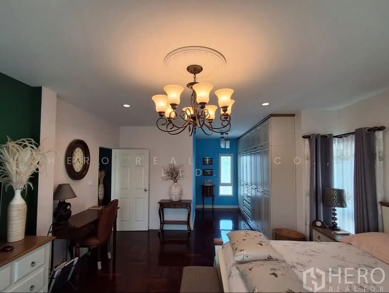 Fully Furnished 2-Storey House for Rent in Vintage Home Village 3 Ban Chang Rayonng HRE00399, Rayong, Phla, Ban Chang, Rayong, 3 Bedrooms, 220 sqm, Single Detached House For Rent, by Hero Realtor Co., Ltd., 500189897 - DDproperty.com