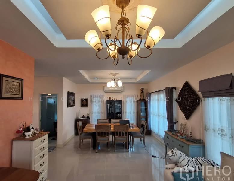 Fully Furnished 2-Storey House for Rent in Vintage Home Village 3 Ban Chang Rayonng HRE00399, Rayong, Phla, Ban Chang, Rayong, 3 Bedrooms, 220 sqm, Single Detached House For Rent, by Hero Realtor Co., Ltd., 500189897 - DDproperty.com