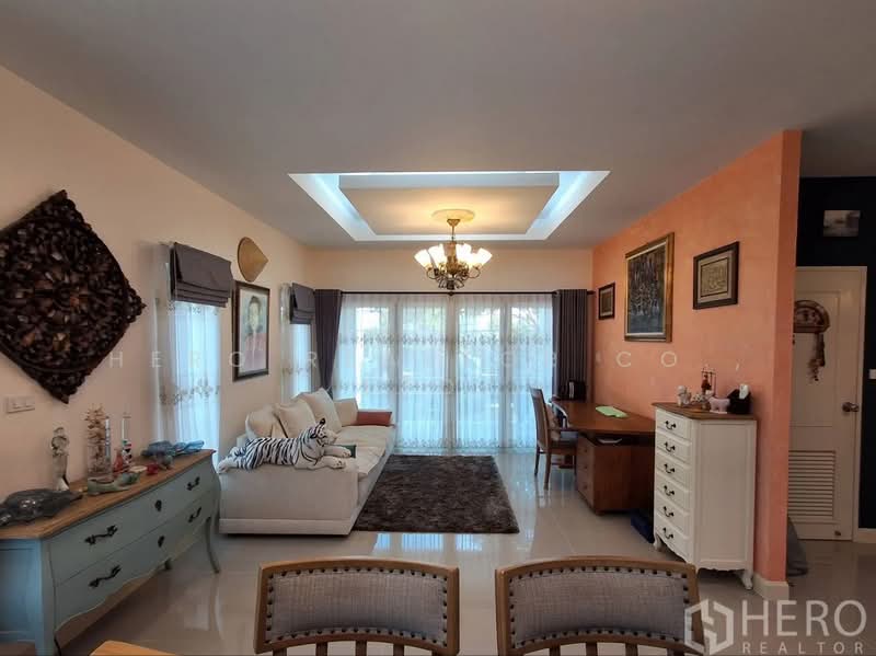 Fully Furnished 2-Storey House for Rent in Vintage Home Village 3 Ban Chang Rayonng HRE00399, Rayong, Phla, Ban Chang, Rayong, 3 Bedrooms, 220 sqm, Single Detached House For Rent, by Hero Realtor Co., Ltd., 500189897 - DDproperty.com