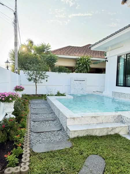 ขายวิลล่า 4 ห้องนอนพร้อมสระว่ายน้ำส่วนตัว ในย่านชัยพฤกษ์ พัทยา, ชลบุรี, บางละมุง, บางละมุง, ชลบุรี, 276 ตร.ม., วิลล่า ขาย, โดย PLC real estate, 500189905 - DDproperty.com