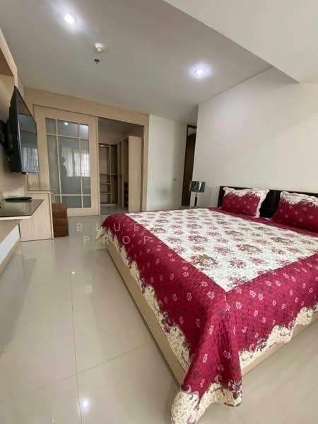 The Lakes, Bangkok, 123 Ratchadaphisek Road, Khlong Toei, Khlong Toei, Bangkok, 3 Bedrooms, 143 sqm, Condo For Rent, by Blueprint Property, 500189907 - DDproperty.com