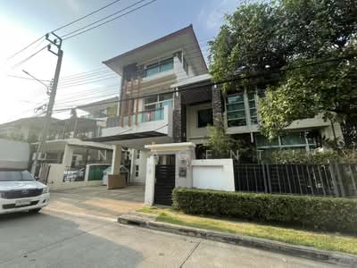 ขาย - Grand Bangkok Boulevard Ratchada - Ramintra : แกรนด์ บางกอก บูเลอวาร์ด รัชดา - รามอินทรา, กรุงเทพ