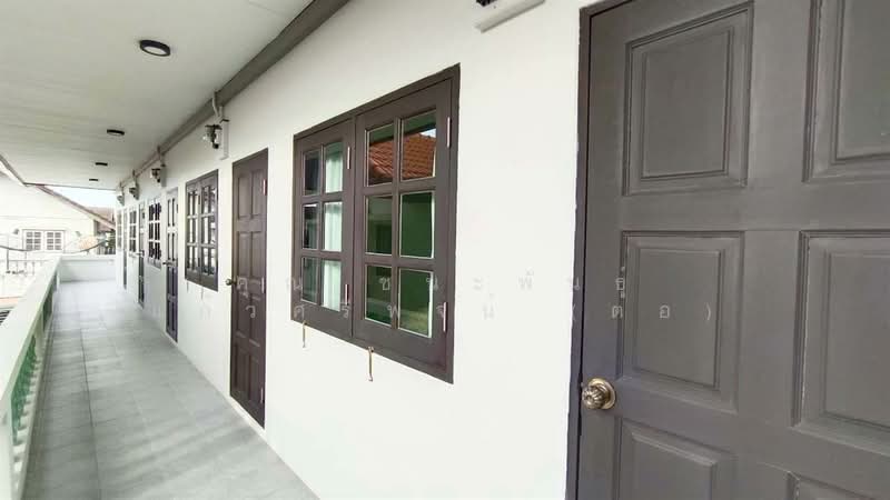 บ้านเดี่ยว + อพาร์ทเม้นท์ 2 ชั้น 205.4 ตร.ว. ซอยสี่ไชยทอง33 ใกล้เซ็นทรัลแจ้งวัฒนะ, Nonthaburi, Bang Talat, Pak Kret, Nonthaburi, 4 Bedrooms, 1,000 sqm, Single Detached House For Sale, by คุณ ชนะพันธุ์ แก้วศรีพจน์ (ต่อ), 500189962 - DDproperty.com