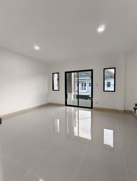 The Emerald Park 2, Nonthaburi, Phimonrat, Bang Bua Thong, Nonthaburi, 3 Bedrooms, 97 sqm, Townhouse For Sale, by NRagent, 500189988 - DDproperty.com
