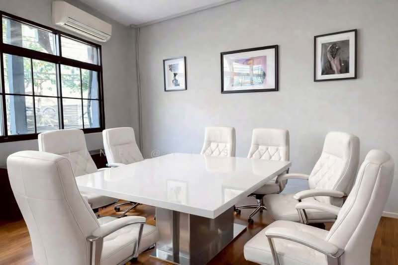 Prime Commercial Shophouse (2 Units), Near MRT Phahonyothin, Bangkok, Jom Phon, Chatuchak, Bangkok, , 500 sqm, Shophouse For Rent, by LINE @firststep, 500189999 - DDproperty.com