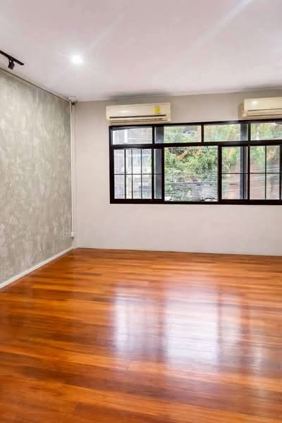 Prime Commercial Shophouse (2 Units), Near MRT Phahonyothin, Bangkok, Jom Phon, Chatuchak, Bangkok, , 500 sqm, Shophouse For Rent, by LINE @firststep, 500189999 - DDproperty.com