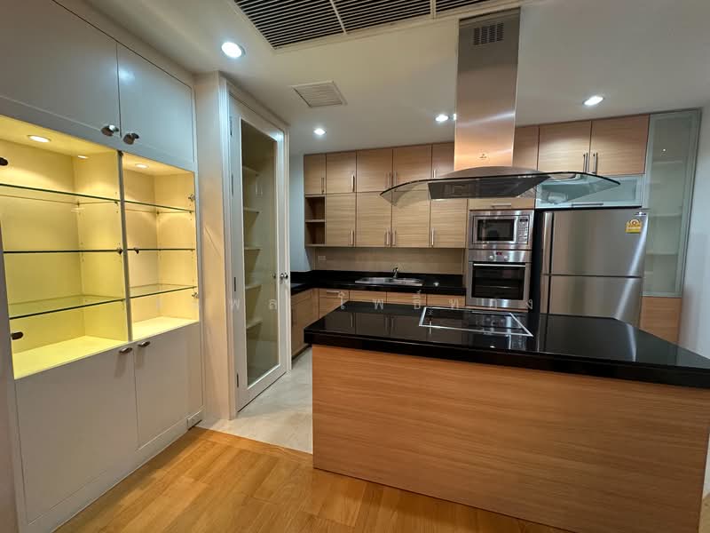 The Cadogan Private Residence : เดอะ คาโดแกน ไพรเวท เรสซิเด้นท์, กรุงเทพ, ซอยสุขุมวิท 39, คลองตันเหนือ, วัฒนา, กรุงเทพ, 175 ตร.ม., คอนโด ให้เช่า, โดย ธนพล โพธิ์ทอง, 500190007 - DDproperty.com