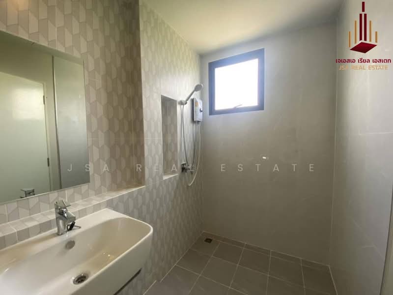 Baan Klang Muang Ramintra 83 Station : บ้านกลางเมือง รามอินทรา 83 สเตชั่น, กรุงเทพ, 16 ถ.กาญจนาภิเษก, รามอินทรา, คันนายาว, กรุงเทพ, 218 ตร.ม., ทาวน์เฮ้าส์ ให้เช่า, โดย JSA REAL ESTATE, 500190014 - DDproperty.com