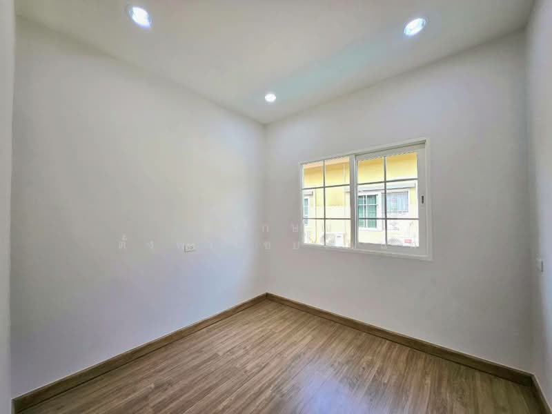 โกลเด้น ทาวน์ 3 สุขสวัสดิ์ - พุทธบูชา : Golden Town 3 Suksawat - Phutthabucha, กรุงเทพ, พุทธบูชา, บางมด, ทุ่งครุ, กรุงเทพ, 110 ตร.ม., ทาวน์เฮ้าส์ ขาย, โดย พิจักษณ์ ตั้งพานิชยานนท์, 500190021 - DDproperty.com