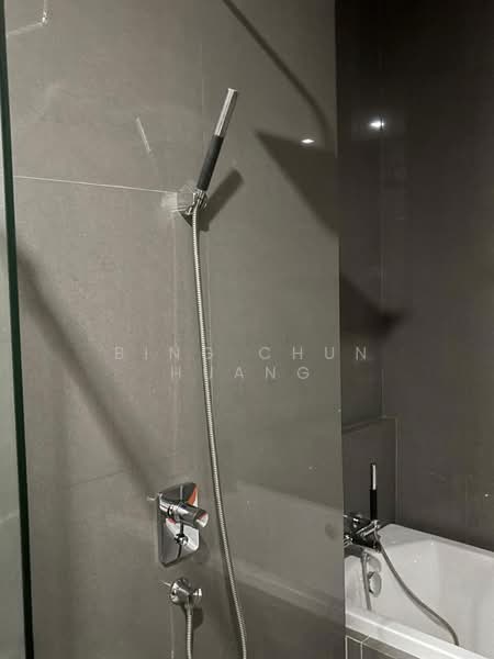 Trapezo Sukhumvit 16, Bangkok, Soi Sukhumvit 16, Khlong Toei, Khlong Toei, Bangkok, 3 Bedrooms, 118 sqm, Condo For Sale, by Bing Chun Huang, 500190028 - DDproperty.com