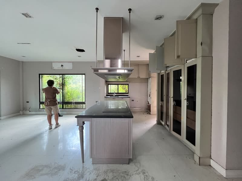 Nantawan Pinklao-Sathorn, Bangkok, Soi Ratchaphruek 24, Ratchaphruek Road, Taling Chan, Taling Chan, Bangkok, 6 Bedrooms, 550 sqm, Single Detached House For Sale, by ภัสสร์ปภา นิลคช, 500190037 - DDproperty.com