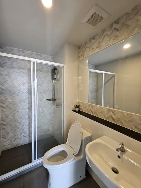 Regent Home Wutthakat, Bangkok, Wutthakat Road, Talat Plu, Thon Buri, Bangkok, 1 Bedroom, 26 sqm, Condo For Rent, by TREBA - Ratthanatorn, 500190047 - DDproperty.com