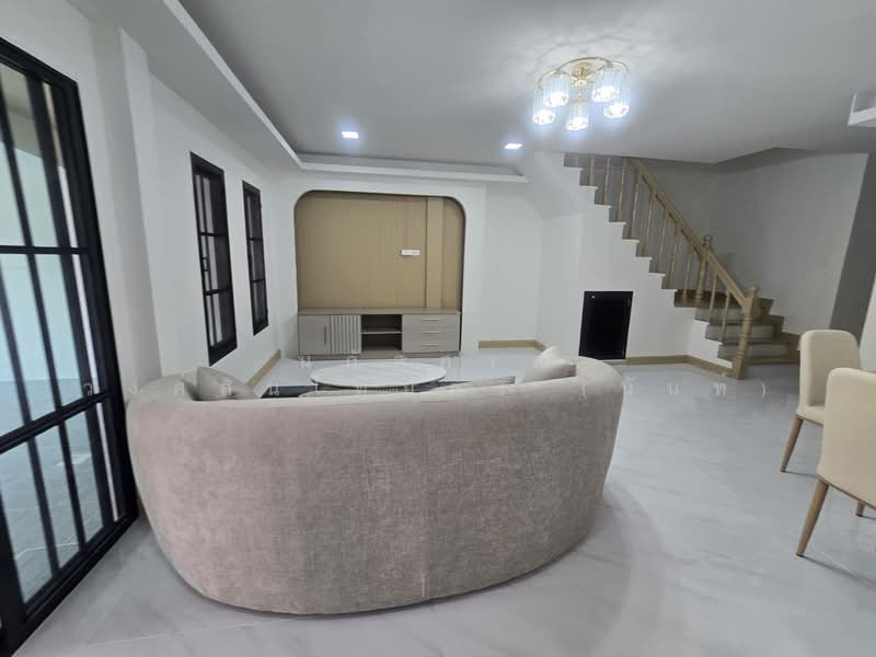 K.C. Ramintra 8, Bangkok, Hathairat Road, Sam Wa Tawan Tok, Khlong Sam Wa, Bangkok, 4 Bedrooms, 96 sqm, Townhouse For Sale, by นภัสศรณ์ วงศ์สินไทยกร (นันท์), 500190053 - DDproperty.com