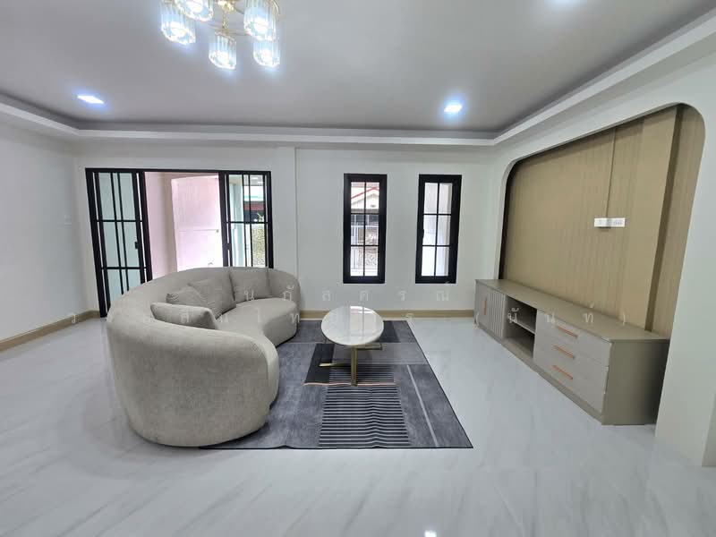 K.C. Ramintra 8, Bangkok, Hathairat Road, Sam Wa Tawan Tok, Khlong Sam Wa, Bangkok, 4 Bedrooms, 96 sqm, Townhouse For Sale, by นภัสศรณ์ วงศ์สินไทยกร (นันท์), 500190053 - DDproperty.com