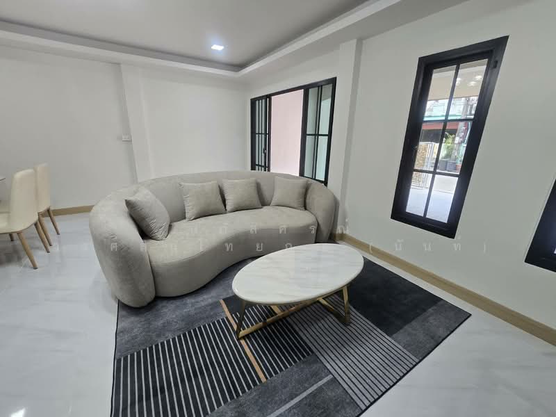 K.C. Ramintra 8, Bangkok, Hathairat Road, Sam Wa Tawan Tok, Khlong Sam Wa, Bangkok, 4 Bedrooms, 96 sqm, Townhouse For Sale, by นภัสศรณ์ วงศ์สินไทยกร (นันท์), 500190053 - DDproperty.com