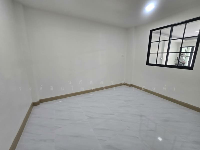  เค.ซี. รามอินทรา 8, กรุงเทพ, ถนนหทัยราษฎร์, สามวาตะวันตก, คลองสามวา, กรุงเทพ, 96 ตร.ม., ทาวน์เฮ้าส์ ขาย, โดย นภัสศรณ์ วงศ์สินไทยกร (นันท์), 500190053 - DDproperty.com