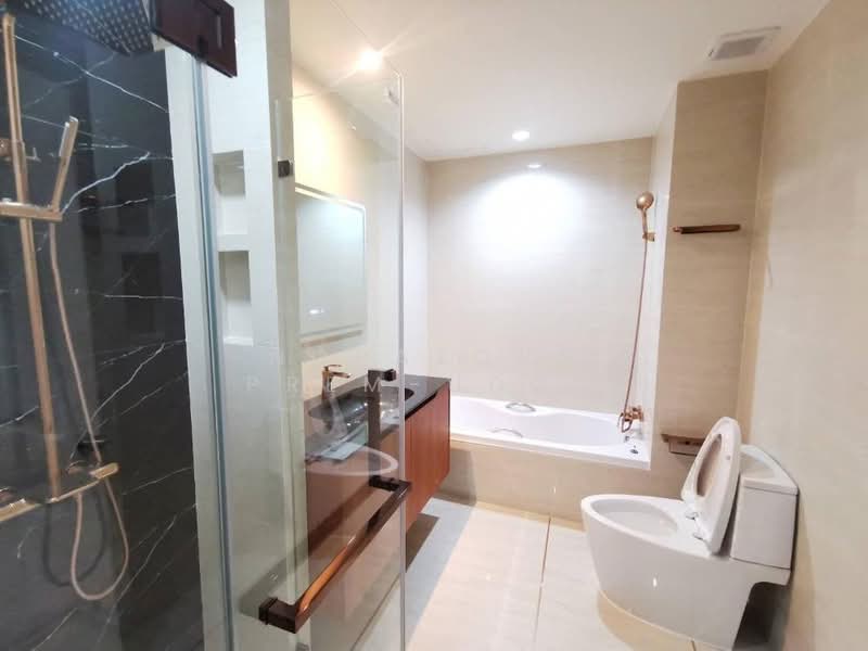Baan Klang Krung Thonglor, Bangkok, 55 Soi Sukhumvit 55, Khlong Tan Nua, Watthana, Bangkok, 4 Bedrooms, 380 sqm, Townhouse For Sale, by Nopatorn Prem-udom, 500190054 - DDproperty.com