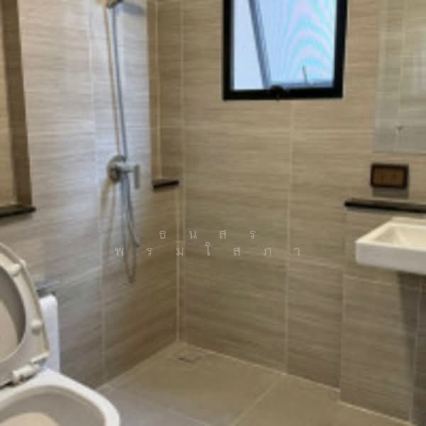 Britania Bangna-Srivaree : บริทาเนีย บางนา-ศรีวารี, สมุทรปราการ, หมู่ที่ 6, ศีรษะจรเข้ใหญ่, บางเสาธง, สมุทรปราการ, 190 ตร.ม., บ้านเดี่ยว ขาย, โดย ธนสร พรมโสภา, 500190058 - DDproperty.com