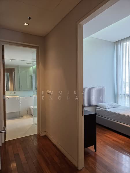 Domus 16, Bangkok, 19 Soi Sukhumvit 16, Khlong Toei, Khlong Toei, Bangkok, 2 Bedrooms, 104 sqm, Condo For Rent, by Emmika Ngoencharoen, 500190062 - DDproperty.com
