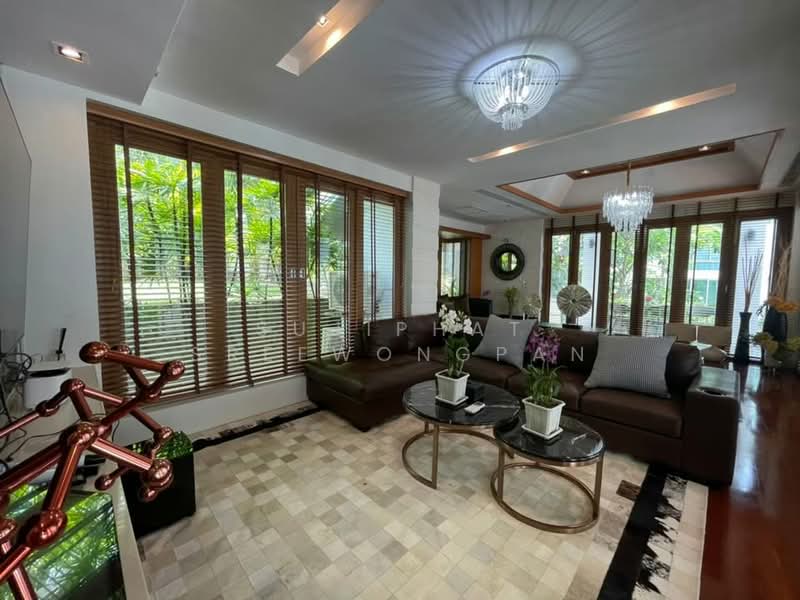 ติดหาดพัทยาเหนือ, Chon Buri (Pattaya), พัทยาเหนือ, Nong Pru, Bang Lamung (Pattaya), Chon Buri (Pattaya), 5 Bedrooms, 426 sqm, Villa For Sale, by Sujiphat Sreewongpan, 500190063 - DDproperty.com