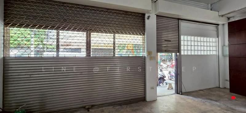Commercial Building Corner Unit, Near MRT Sam Yot - Yaowarat, Bangkok, Ban Bat, Pom Prap Sattru Phai, Bangkok, , 100 sqm, Shophouse For Rent, by LINE @firststep, 500190065 - DDproperty.com