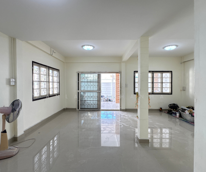 ไทรม้า, Nonthaburi, รัตนาธิเบศร์, Sai Ma, Muang Nonthaburi, Nonthaburi, 6 Bedrooms, 300 sqm, Semi-Detached House (Twin House) For Sale, by Panlapa Khanha, 500190101 - DDproperty.com