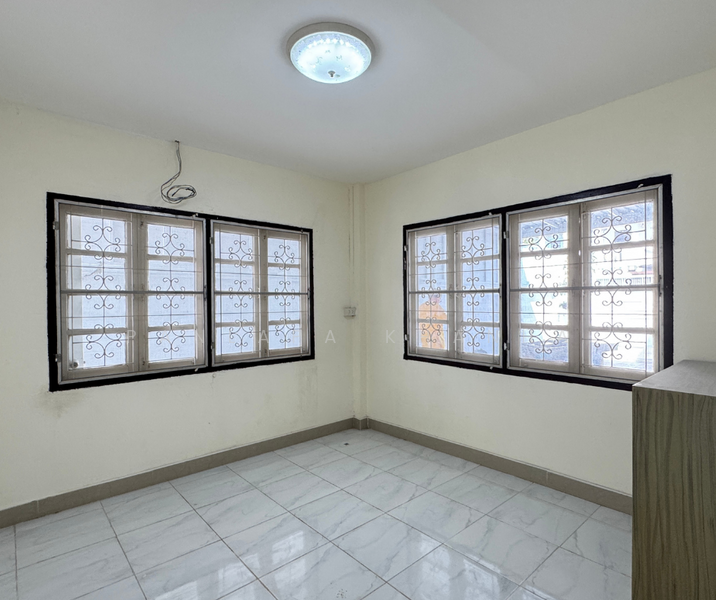 ไทรม้า, Nonthaburi, รัตนาธิเบศร์, Sai Ma, Muang Nonthaburi, Nonthaburi, 6 Bedrooms, 300 sqm, Semi-Detached House (Twin House) For Sale, by Panlapa Khanha, 500190101 - DDproperty.com