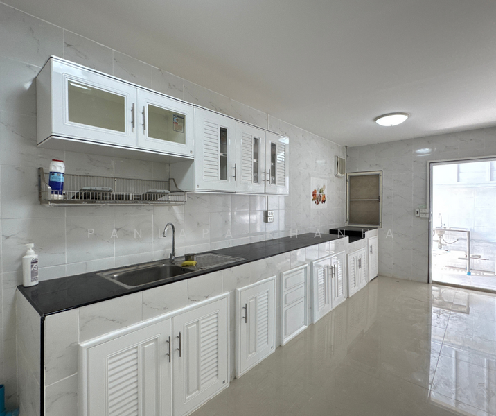 ไทรม้า, Nonthaburi, รัตนาธิเบศร์, Sai Ma, Muang Nonthaburi, Nonthaburi, 6 Bedrooms, 300 sqm, Semi-Detached House (Twin House) For Sale, by Panlapa Khanha, 500190101 - DDproperty.com