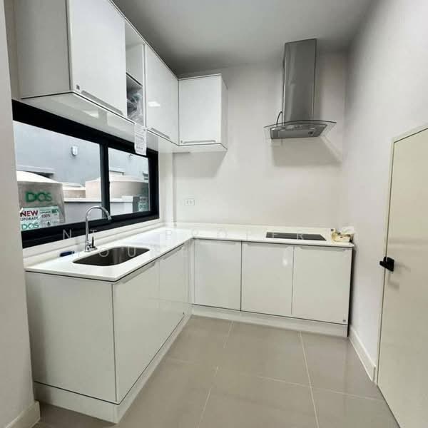 Baan Klang Muang Ramintra 83 Station : บ้านกลางเมือง รามอินทรา 83 สเตชั่น, กรุงเทพ, 16 ถ.กาญจนาภิเษก, รามอินทรา, คันนายาว, กรุงเทพ, 218 ตร.ม., ทาวน์เฮ้าส์ ให้เช่า, โดย NTG Property House Co.,Ltd., 500190115 - DDproperty.com