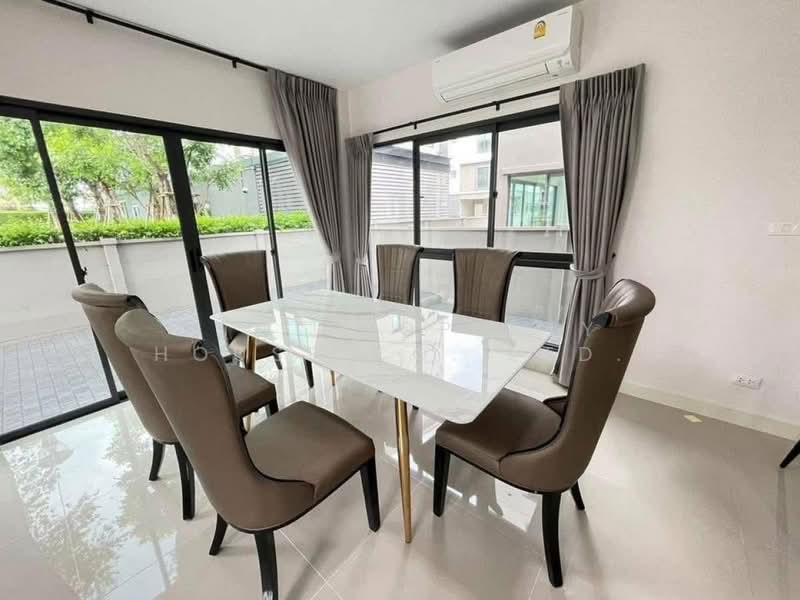 Baan Klang Muang Ramintra 83 Station, Bangkok, 16 Kanchanaphisek Road, Ram Inthra, Khan Na Yao, Bangkok, 4 Bedrooms, 218 sqm, Townhouse For Rent, by NTG Property House Co.,Ltd., 500190115 - DDproperty.com