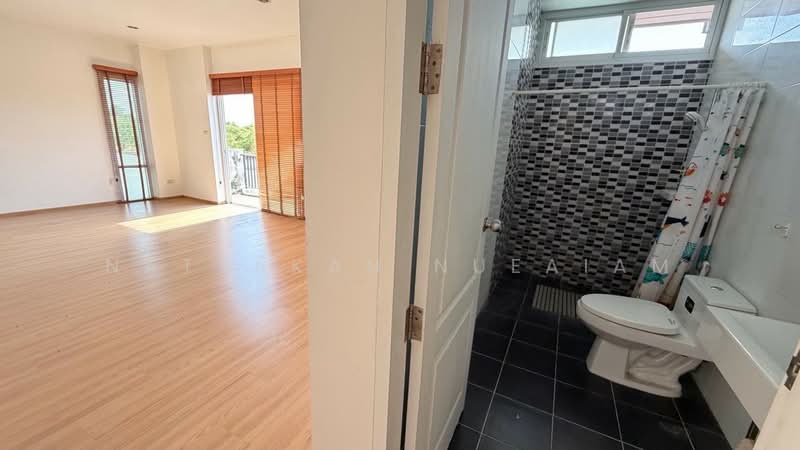 The Tara Ramintra, Bangkok, Soi Phraya Suren 35, Bang Chun, Khlong Sam Wa, Bangkok, 3 Bedrooms, 185 sqm, Single Detached House For Sale, by Nattakan nueaiam, 500190135 - DDproperty.com