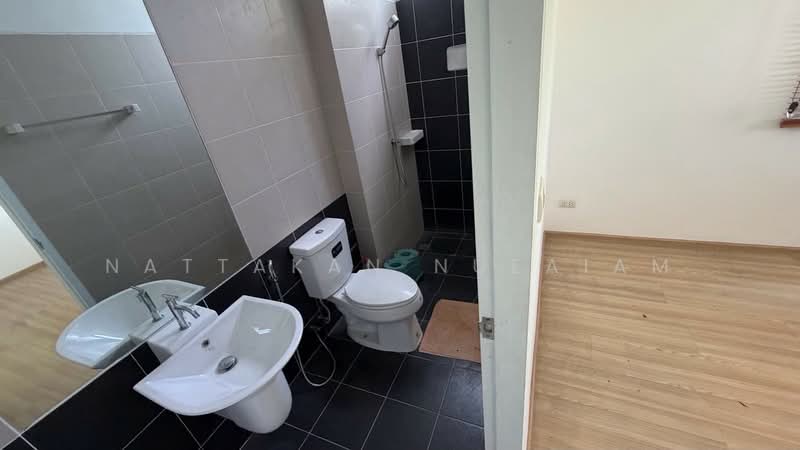 The Tara Ramintra, Bangkok, Soi Phraya Suren 35, Bang Chun, Khlong Sam Wa, Bangkok, 3 Bedrooms, 185 sqm, Single Detached House For Sale, by Nattakan nueaiam, 500190135 - DDproperty.com