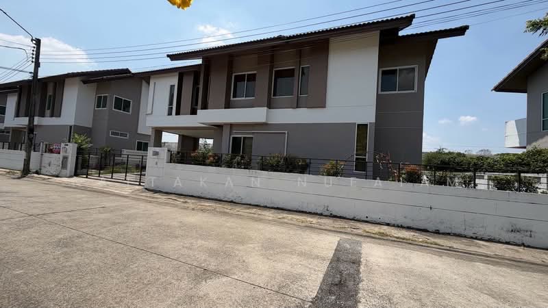 The Tara Ramintra, Bangkok, Soi Phraya Suren 35, Bang Chun, Khlong Sam Wa, Bangkok, 3 Bedrooms, 185 sqm, Single Detached House For Sale, by Nattakan nueaiam, 500190135 - DDproperty.com