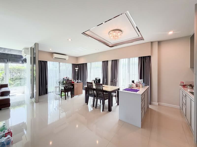 The Grand Pinklao : เดอะ แกรนด์ ปิ่นเกล้า, กรุงเทพ, 594 ถนน บรมราชชนนี, ศาลาธรรมสพน์, ทวีวัฒนา, กรุงเทพ, 300 ตร.ม., บ้านเดี่ยว ขาย, โดย Chantat Raoprachong, 500190139 - DDproperty.com