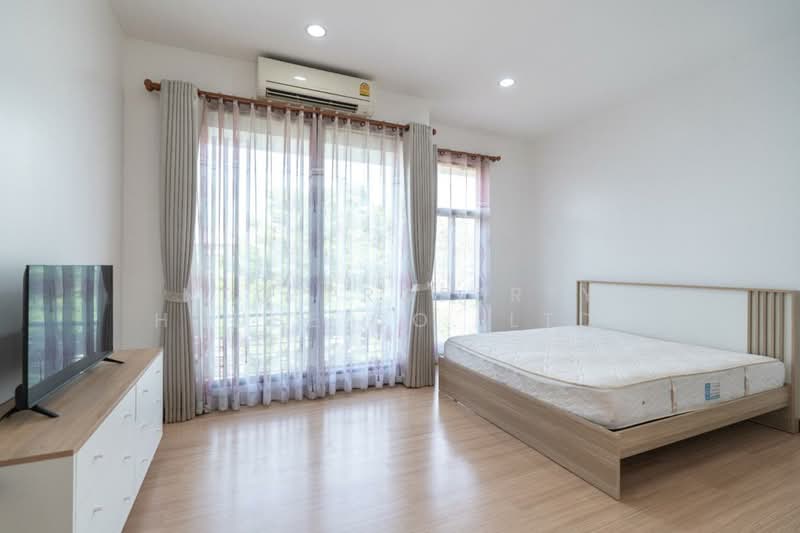 Baan Klang Muang Rama 9-Ramkhmahaeng, Bangkok, Soi Ramkhamhaeng 39, Phlapphla, Wang Thonglang, Bangkok, 3 Bedrooms, 149 sqm, Townhouse For Rent, by NTG Property House Co.,Ltd., 500190141 - DDproperty.com