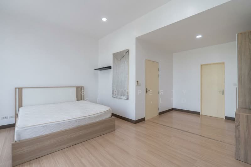 Baan Klang Muang Rama 9-Ramkhmahaeng, Bangkok, Soi Ramkhamhaeng 39, Phlapphla, Wang Thonglang, Bangkok, 3 Bedrooms, 149 sqm, Townhouse For Rent, by NTG Property House Co.,Ltd., 500190141 - DDproperty.com