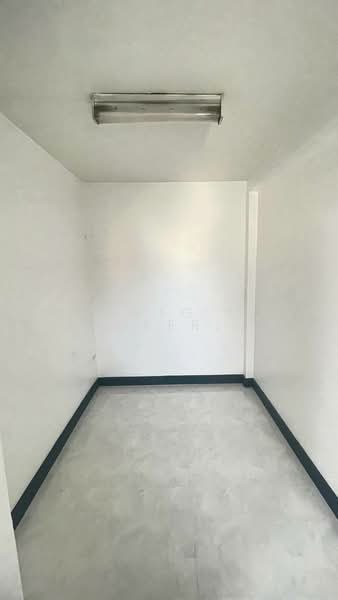 NG269 ให้เช่าบ้านเดี่ยว 2 ชั้น เหม่งจ๋าย ใกล้เรียบด่วน รีโนเวทใหม่ พร้อมอยู่ เลี้ยงสัตว์ได้, กรุงเทพ, เหม่งจ๋าย, วังทองหลาง, วังทองหลาง, กรุงเทพ, 200 ตร.ม., บ้านเดี่ยว ให้เช่า, โดย NTG Property House Co.,Ltd., 500190150 - DDproperty.com