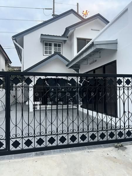 NG270 ให้เช่าบ้านเดี่ยว เหม่งจ๋าย รีโนเวทใหม่ บ้านเปล่าไม่มีเฟอร์ เลี้ยงสัตว์ได้ พร้อมอยู่, Bangkok, ห้วยขวาง, Wang Thonglang, Wang Thonglang, Bangkok, 3 Bedrooms, 200 sqm, Single Detached House For Rent, by NTG Property House Co.,Ltd., 500190155 - DDproperty.com