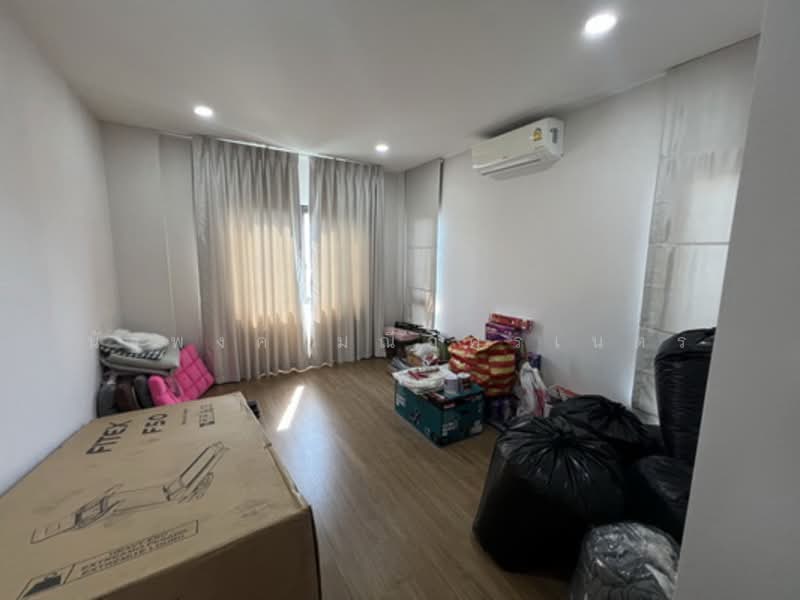 Centro Ratchapruek-Suan Phak, Nonthaburi, Bangkruai Jongtanom, Bang Kruai, Bang Kruai, Nonthaburi, 4 Bedrooms, 260 sqm, Single Detached House For Rent, by นัฐพงค์ มณีอัครเนตร, 500190164 - DDproperty.com