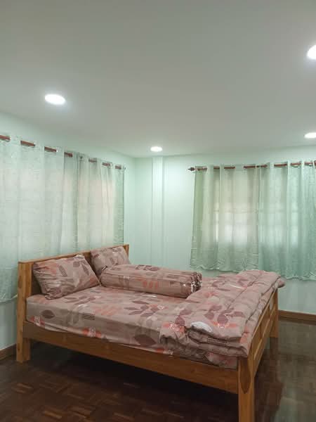 NG271 ให้เช่าบ้านเดี่ยว 2 ชั้น เฟอร์ครบ พร้อมอยู่ ห้วยขวาง เหม่งจ๋าย, Bangkok, เหม่งจ๋าย, Wang Thonglang, Wang Thonglang, Bangkok, 3 Bedrooms, 200 sqm, Single Detached House For Rent, by NTG Property House Co.,Ltd., 500190175 - DDproperty.com