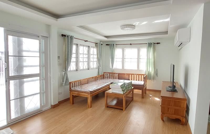 ให้เช่า - NG271 ให้เช่าบ้านเดี่ยว 2 ชั้น เฟอร์ครบ พร้อมอยู่ ห้วยขวาง เหม่งจ๋าย, กรุงเทพ