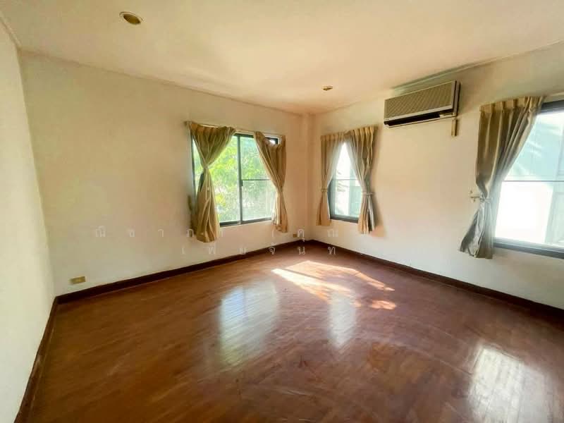 House for sale beach front Pattaya, Chon Buri (Pattaya), ถนนสุขุมวิท - บ้านอำเภอ, Na Chom Thian, Sattahip, Chon Buri (Pattaya), 4 Bedrooms, 268 sqm, Single Detached House For Sale, by Nichapa Phiachan, 500190177 - DDproperty.com