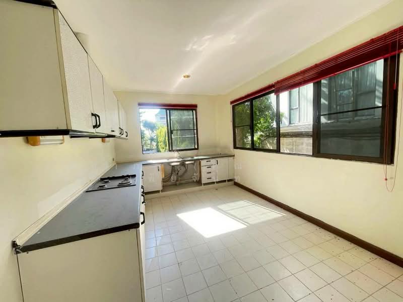 House for sale beach front Pattaya, Chon Buri (Pattaya), ถนนสุขุมวิท - บ้านอำเภอ, Na Chom Thian, Sattahip, Chon Buri (Pattaya), 4 Bedrooms, 268 sqm, Single Detached House For Sale, by Nichapa Phiachan, 500190177 - DDproperty.com