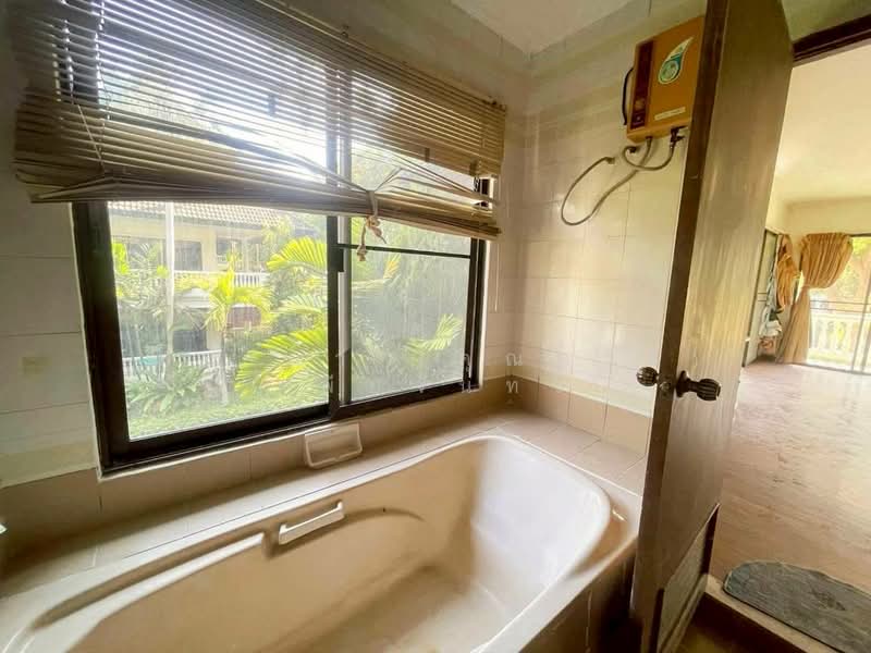 House for sale beach front Pattaya, Chon Buri (Pattaya), ถนนสุขุมวิท - บ้านอำเภอ, Na Chom Thian, Sattahip, Chon Buri (Pattaya), 4 Bedrooms, 268 sqm, Single Detached House For Sale, by Nichapa Phiachan, 500190177 - DDproperty.com