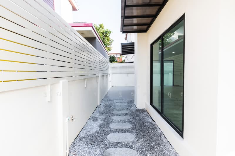 Pruksa Town Nexts Onnut - Rama 9, Bangkok, Chaloem Phrakiat Rama 9 Road, Prawet, Prawet, Bangkok, 3 Bedrooms, 164 sqm, Townhouse For Sale, by Tharnavee Tharnasetthadakul, 500190184 - DDproperty.com