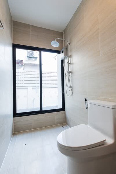 Pruksa Town Nexts Onnut - Rama 9, Bangkok, Chaloem Phrakiat Rama 9 Road, Prawet, Prawet, Bangkok, 3 Bedrooms, 164 sqm, Townhouse For Sale, by Tharnavee Tharnasetthadakul, 500190184 - DDproperty.com